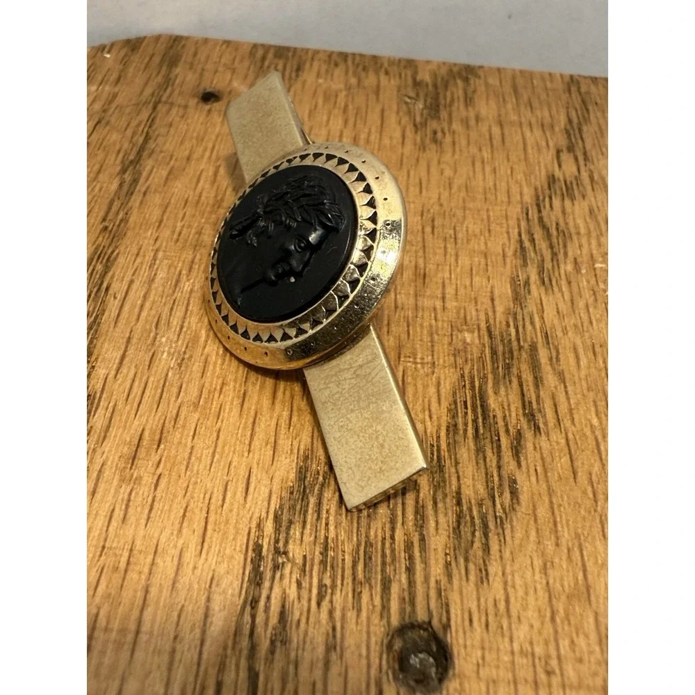 VTG Tie Clip Gold Toned With‎ Cabochan Roman Head